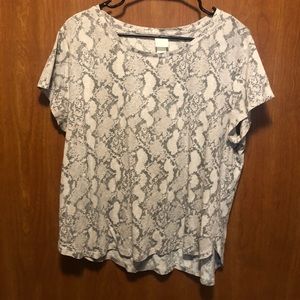 Snake print causal t